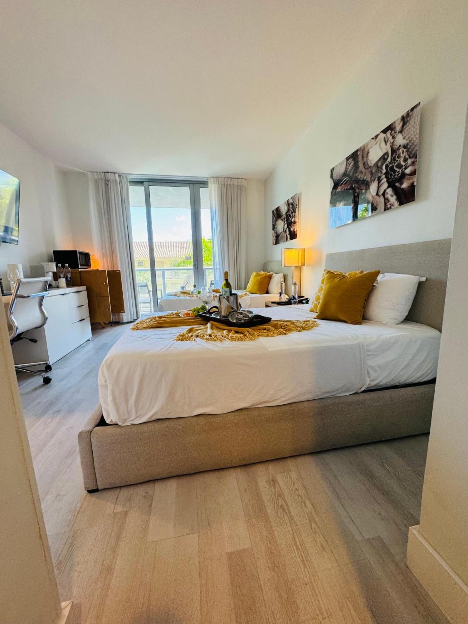 Beachwalk Resort & Condos Hallandale Beach Dış mekan fotoğraf