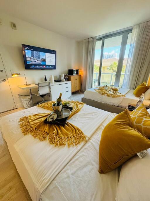 Beachwalk Resort & Condos Hallandale Beach Dış mekan fotoğraf