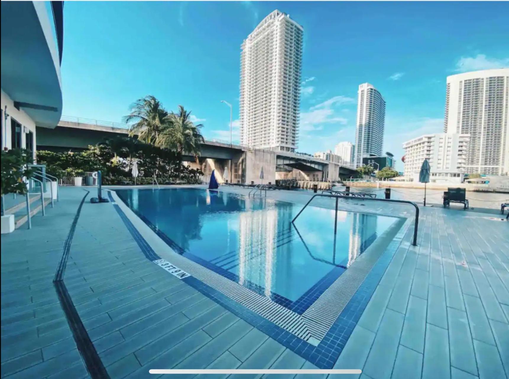 Beachwalk Resort & Condos Hallandale Beach Dış mekan fotoğraf